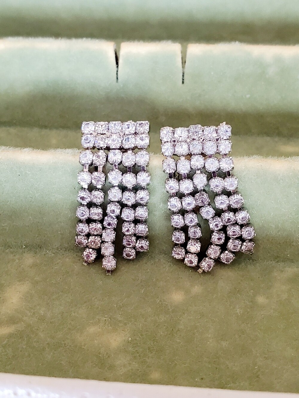 Vintage Crystal Fringe Drop Earrings - Silver Tone